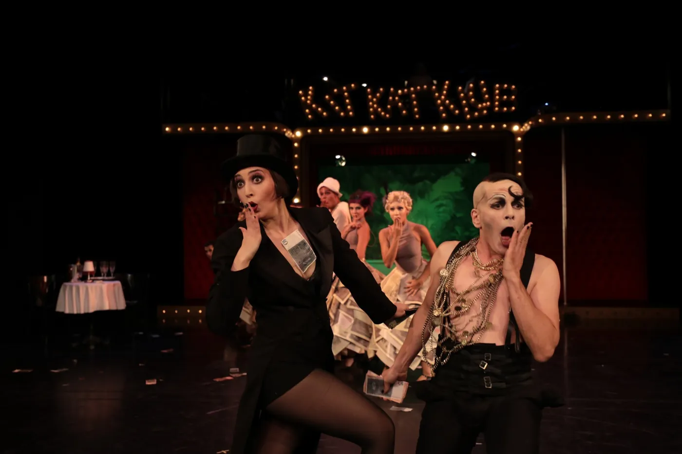 Cabaret 4
